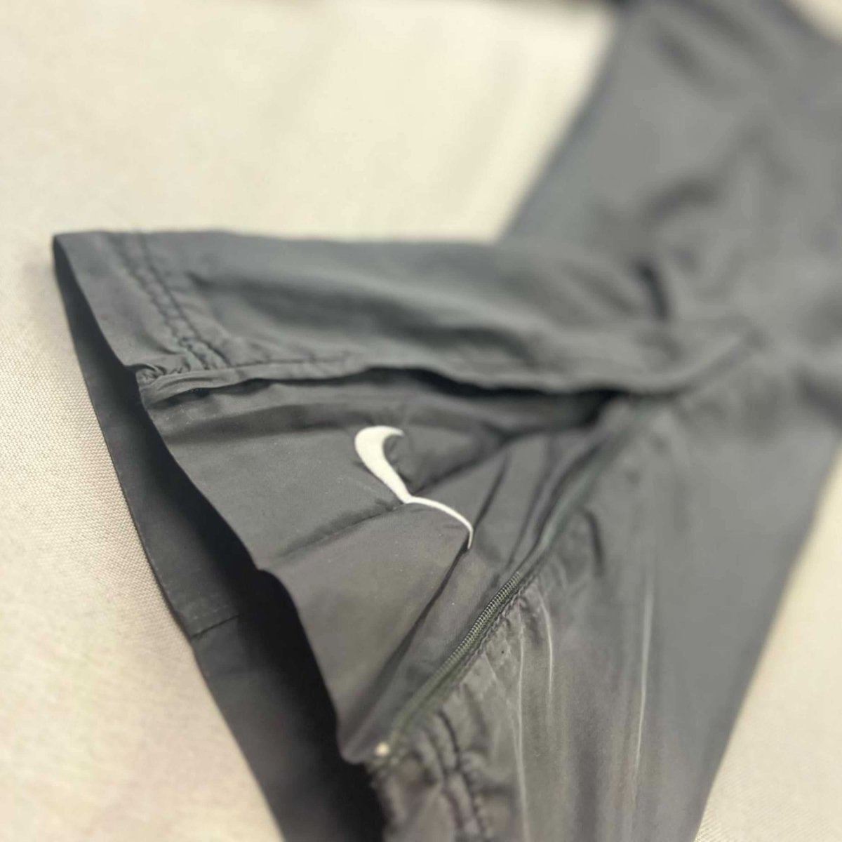 vintage Vintage Nike Trackpants - Past Perfect