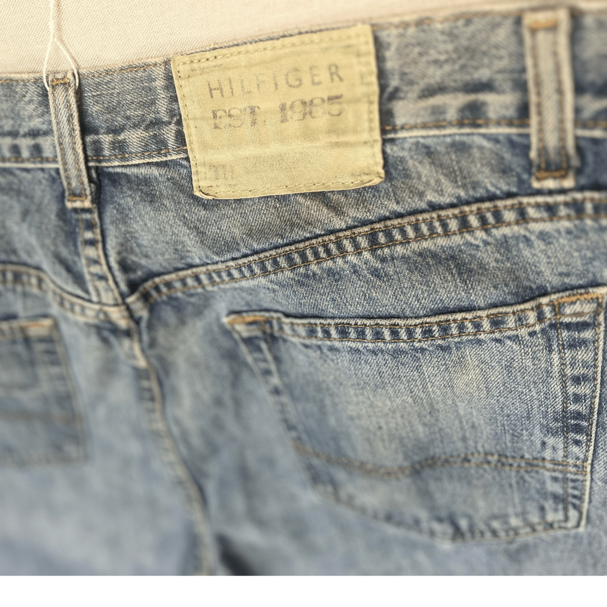 vintage Vintage Tommy Hilfiger Jeans - Past Perfect